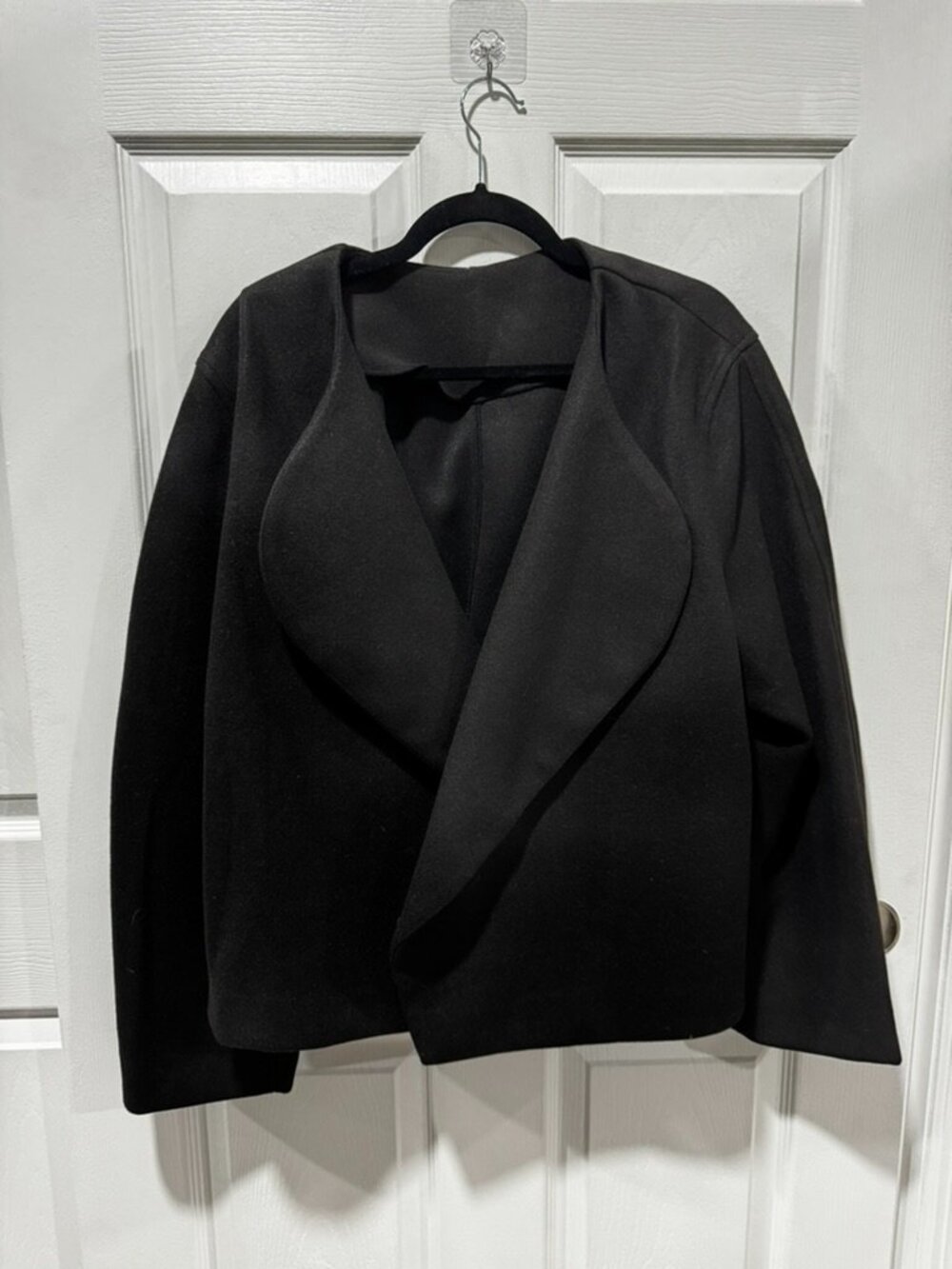 H&M L black open front blazer NWT